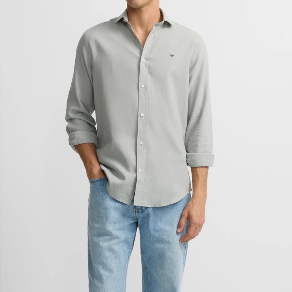 Classic Men's Light Gray Button-Down Shirt